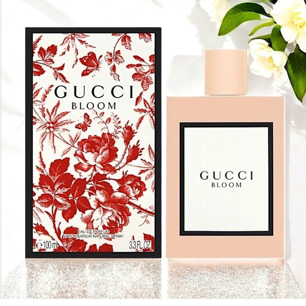Gucci Bloom Eau de Parfum Pink Bottle with Floral Box/3.3OZ
